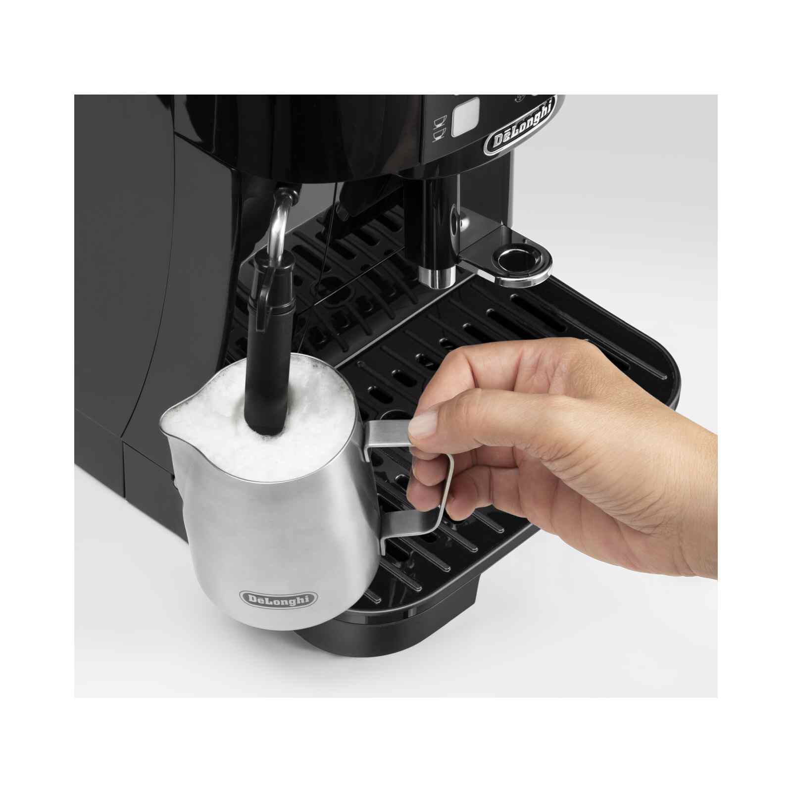 DELONGHI Fully Automatic Coffee Machines - Magnifica ECAM12.122.B - Image 3
